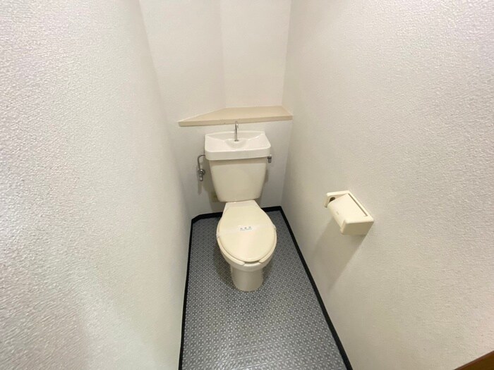 物件内観写真15　(トイレ)