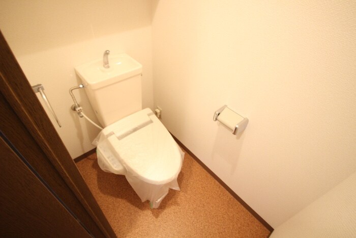 物件内観写真12　(トイレ)