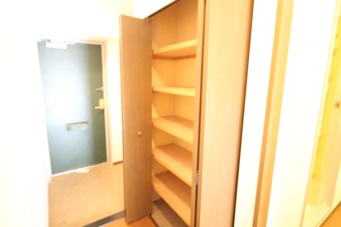 物件内観写真18　(収納)