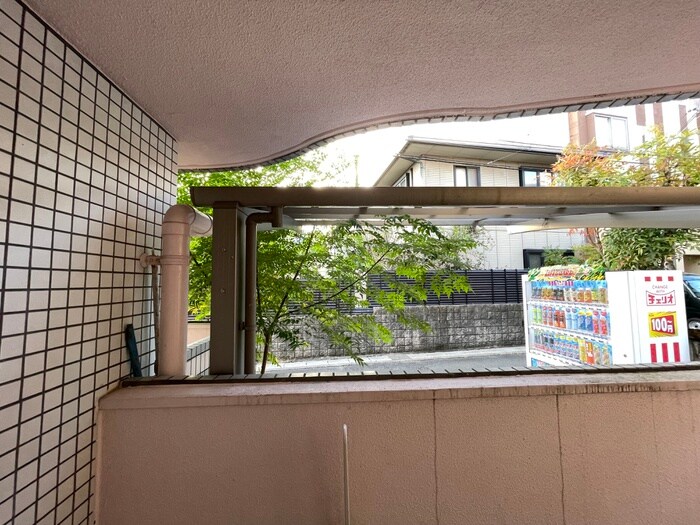 物件内観写真22　(室内からの展望)