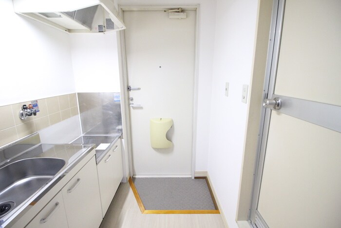 物件内観写真19　(玄関)