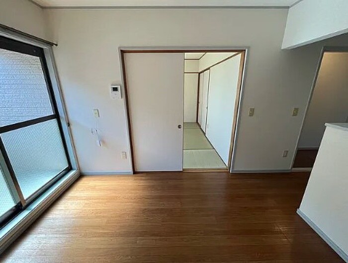 物件内観写真13　(居室)