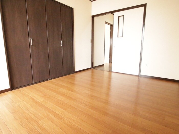 物件内観写真18　(居室)