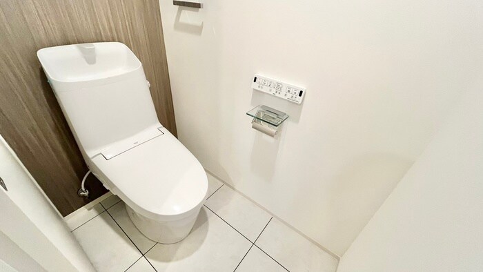 物件内観写真12　(トイレ)