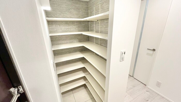 物件内観写真15　(靴箱)