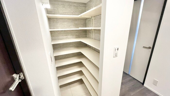 物件内観写真15　(靴箱)