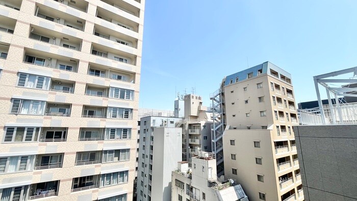 物件内観写真22　(室内からの展望)