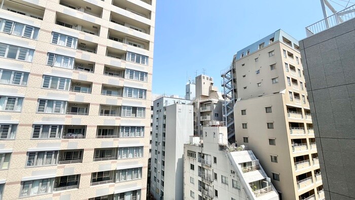 物件内観写真22　(室内からの展望)