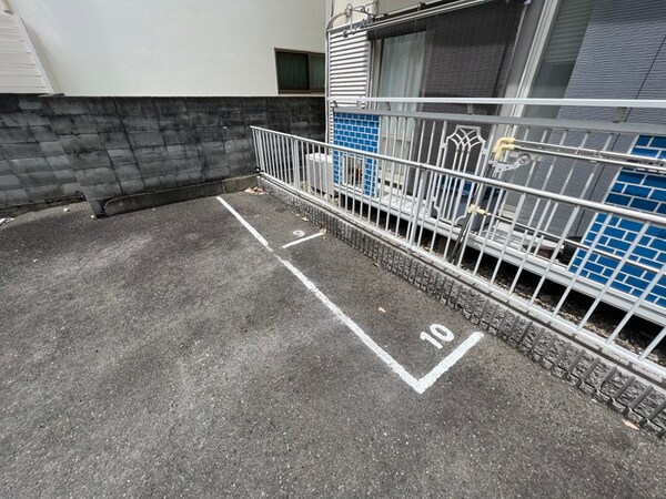 バイク置き場