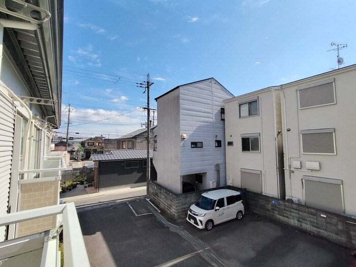 物件内観写真22　(室内からの展望)