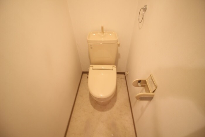 物件内観写真11　(トイレ)