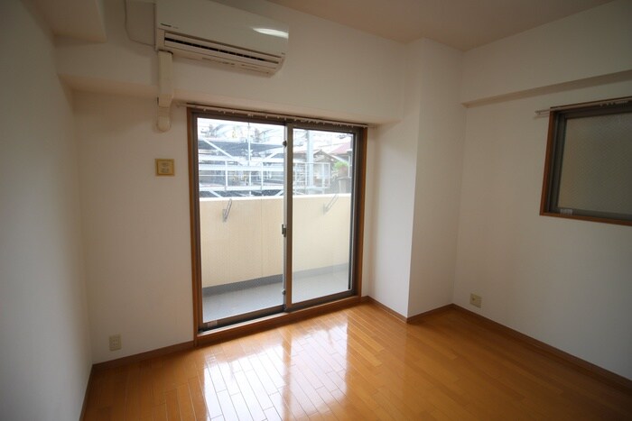 物件内観写真13　(居室)