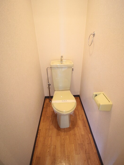 物件内観写真13　(トイレ)