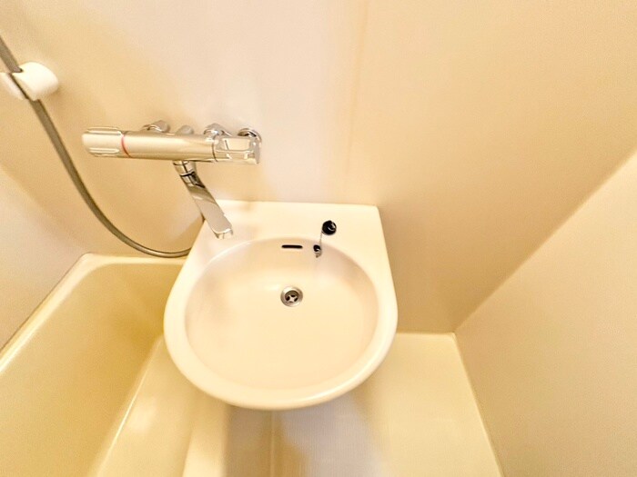 物件内観写真13　(洗面)