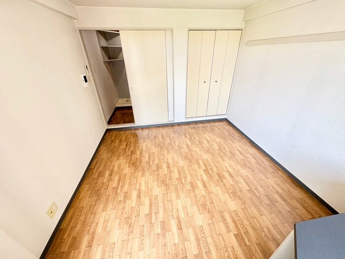 物件内観写真17　(居室)