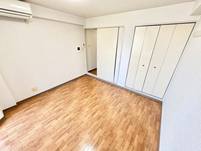 物件内観写真18　(居室)