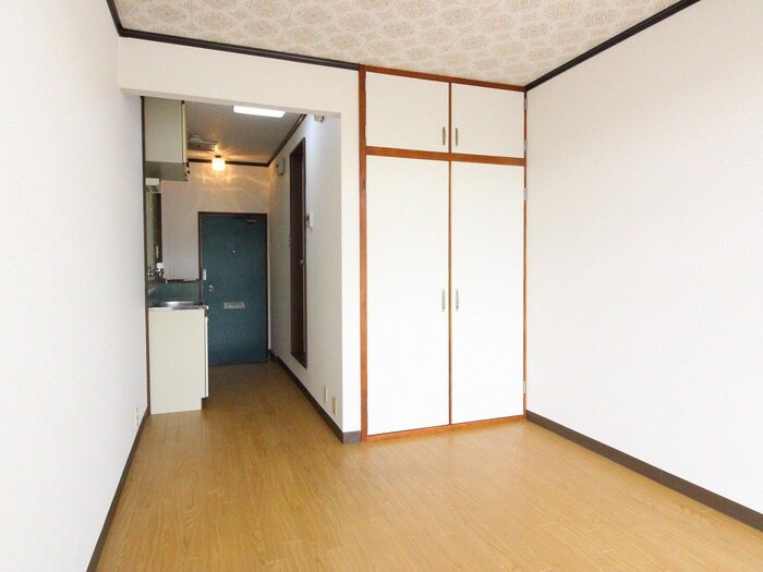 物件内観写真6　(居室)