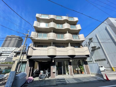 フリードム西宮外観写真