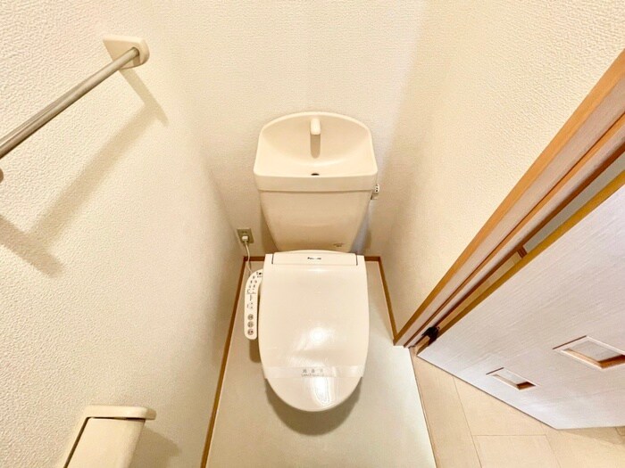 物件内観写真12　(トイレ)