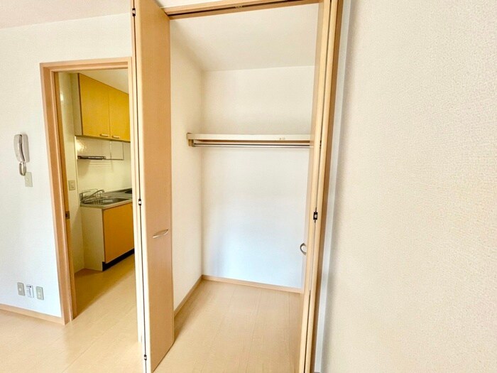 物件内観写真13　(収納)