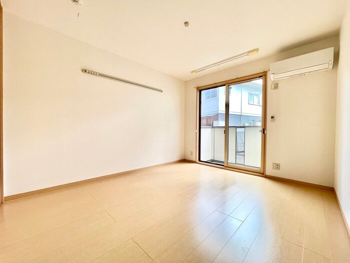 物件内観写真16　(居室)