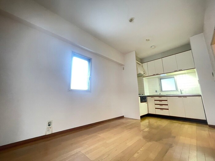 物件内観写真5　(居室)