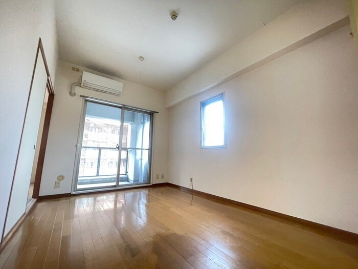 物件内観写真6　(居室)