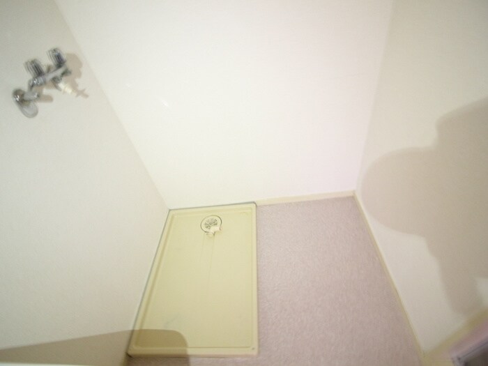 物件内観写真22　(洗濯機置場)