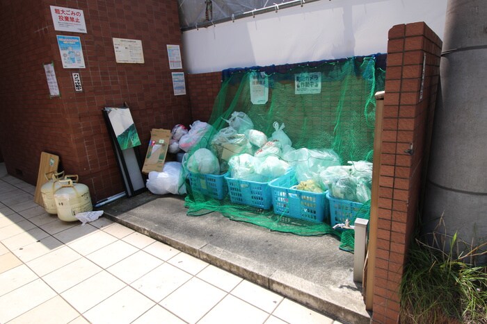 物件外観写真6　(建物設備)