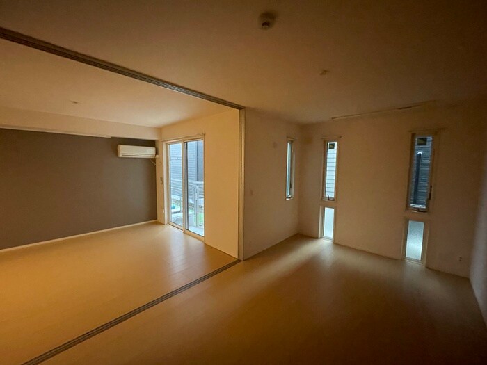 物件内観写真10　(居室)