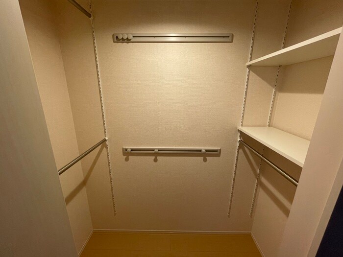 物件内観写真18　(内観写真)