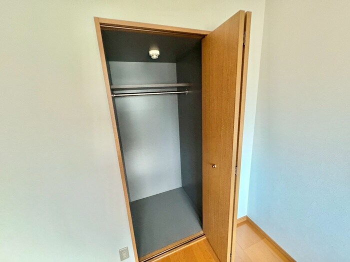 物件内観写真16　(収納)