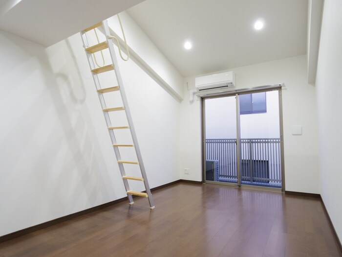 物件内観写真10　(居室)