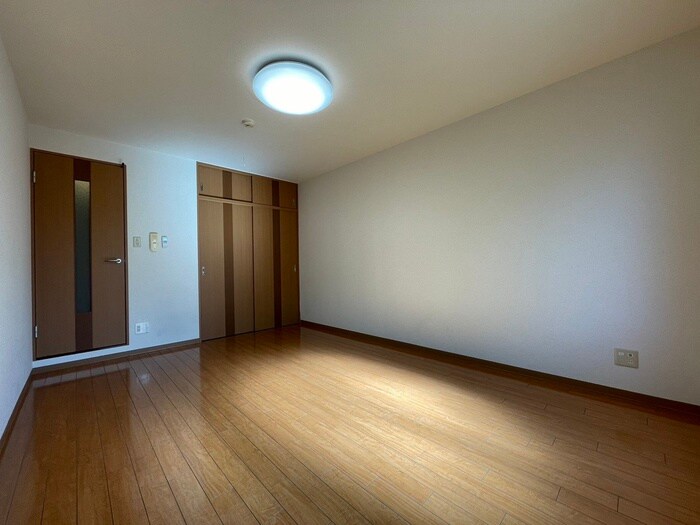 物件内観写真16　(居室)