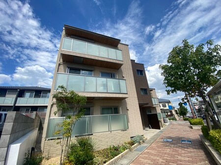 Pine Garden外観写真