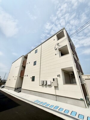 ジーメゾン岸和田ラクセル外観写真