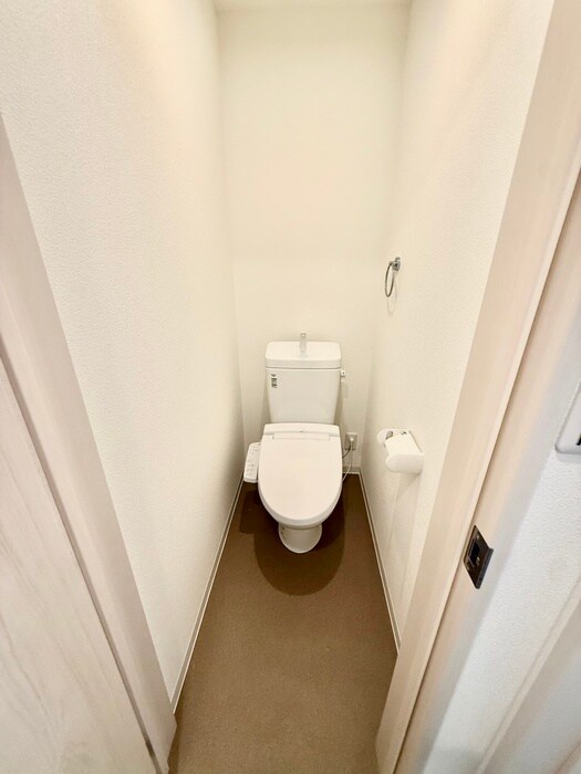 物件内観写真12　(トイレ)