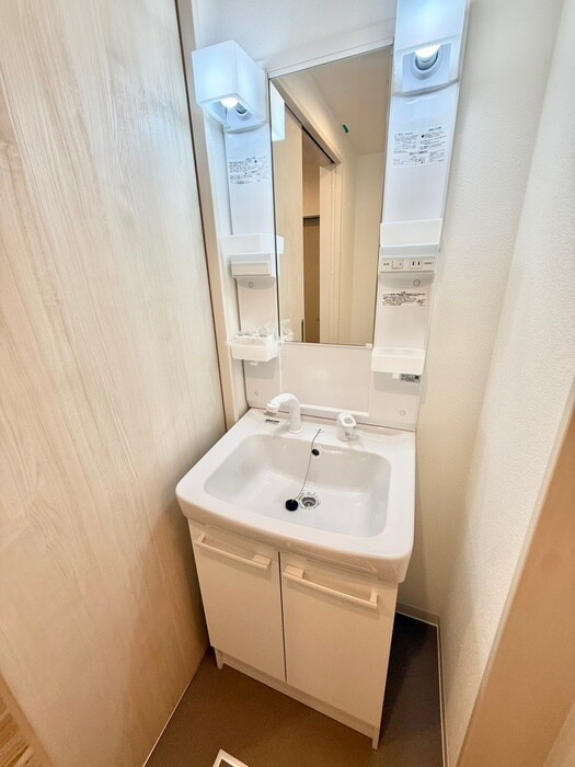 物件内観写真13　(洗面)