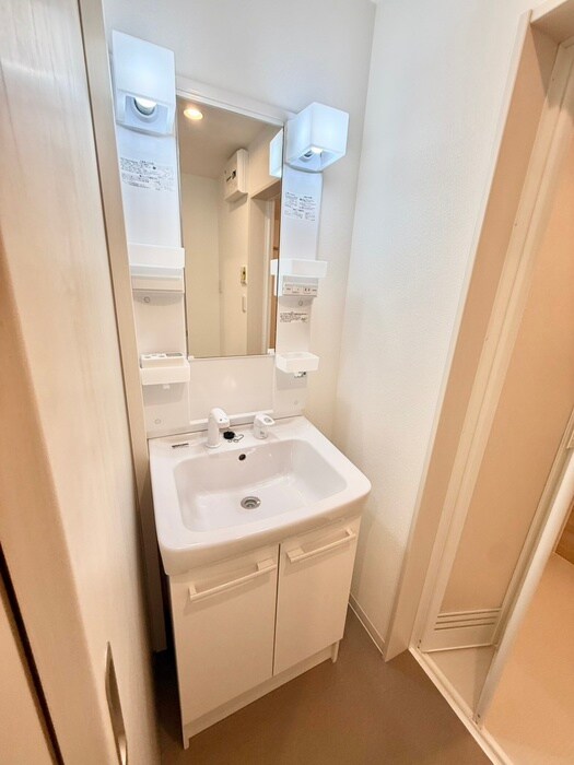 物件内観写真14　(洗面)