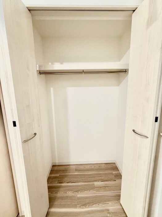 物件内観写真15　(収納)