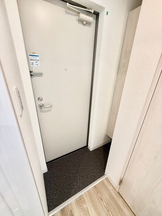 物件内観写真19　(玄関)