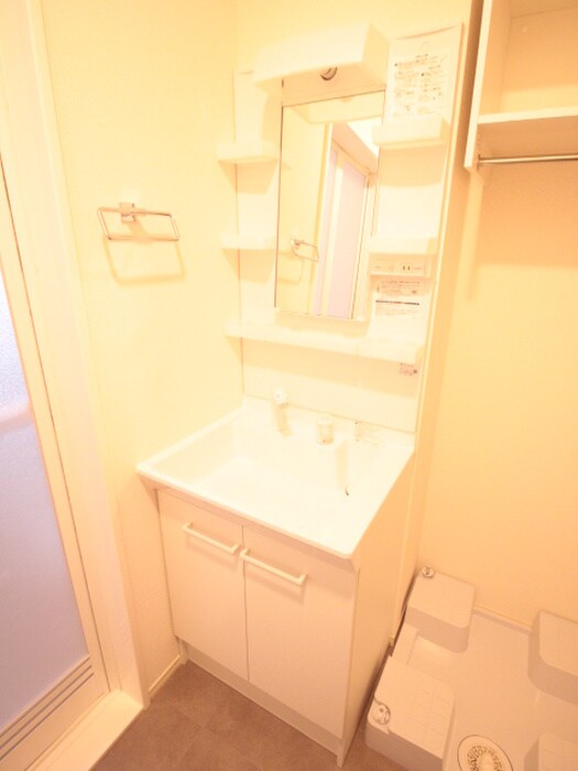 物件内観写真9　(洗面)