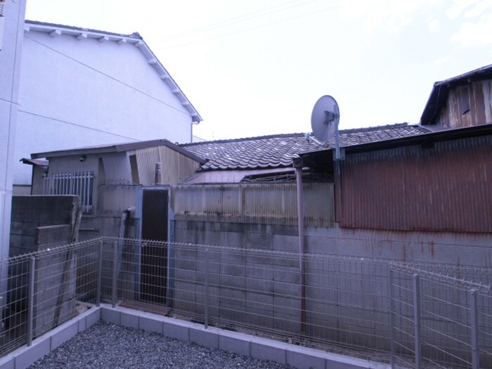 物件内観写真16　(室内からの展望)