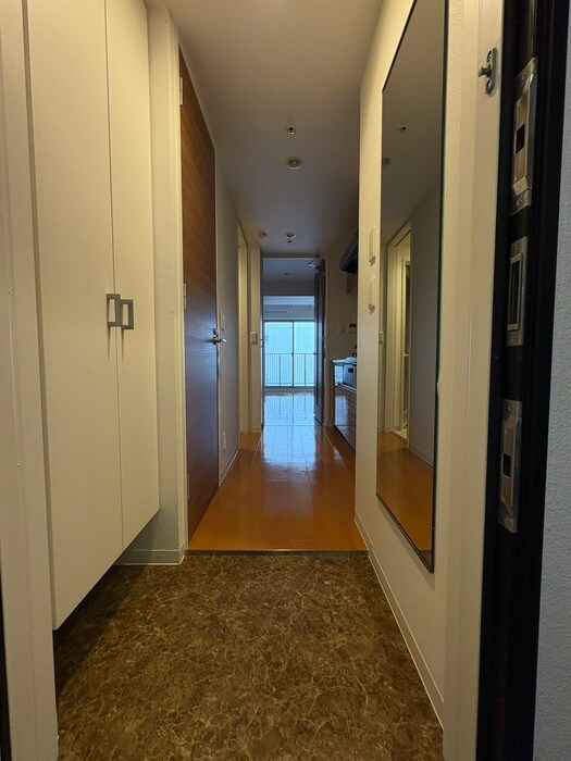 物件内観写真14　(玄関)