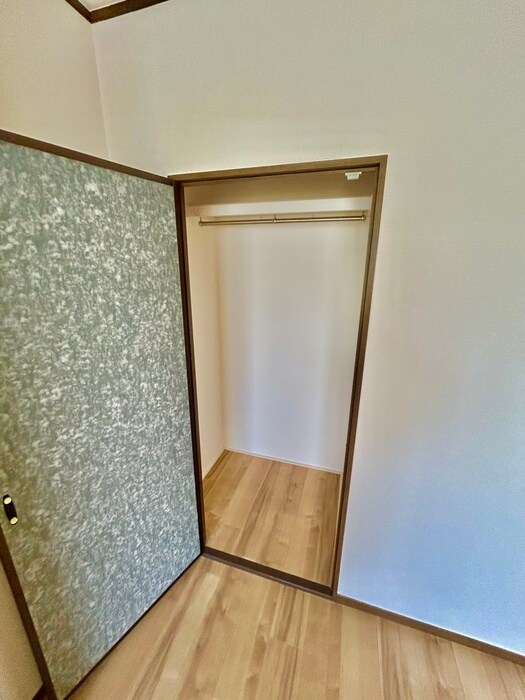 物件内観写真16　(収納)