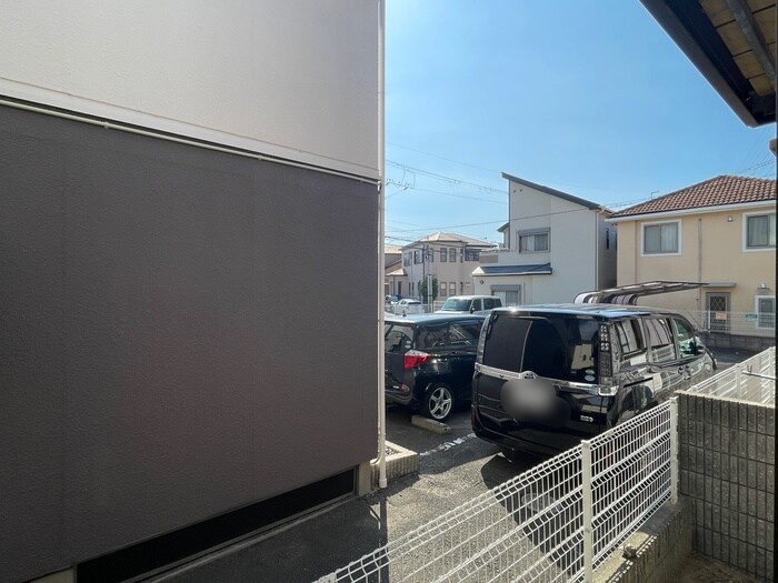 物件内観写真18　(室内からの展望)