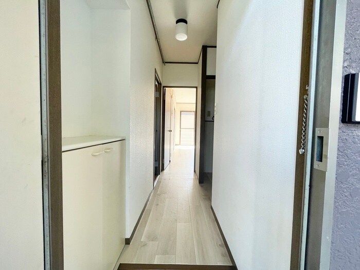 物件内観写真21　(廊下)