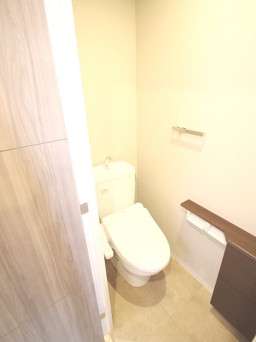 物件内観写真10　(トイレ)