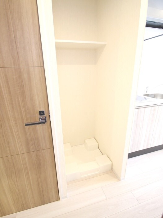 物件内観写真11　(洗濯機置場)