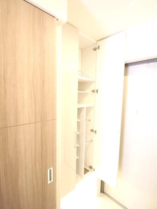 物件内観写真16　(靴箱)